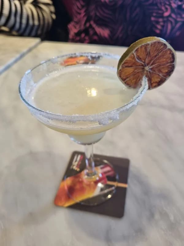 Ca Va Bar & Brasserie - Thumbnail 7
