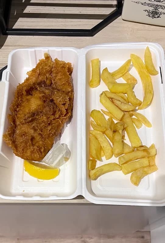 CATCH Fish & Chips - Netherlee - Thumbnail 9