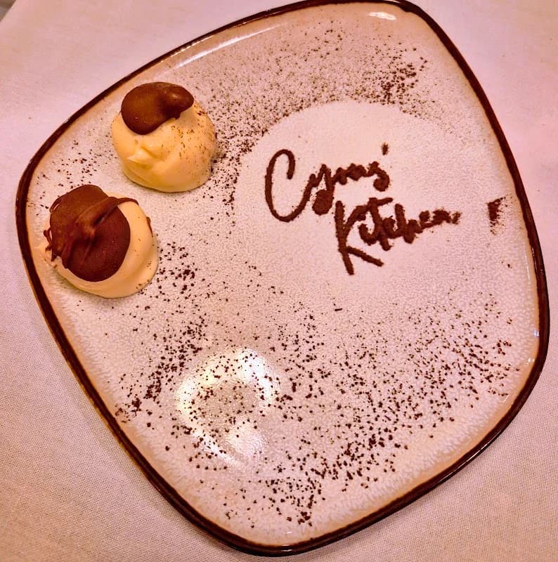 Cyrus Kitchen - Thumbnail 3