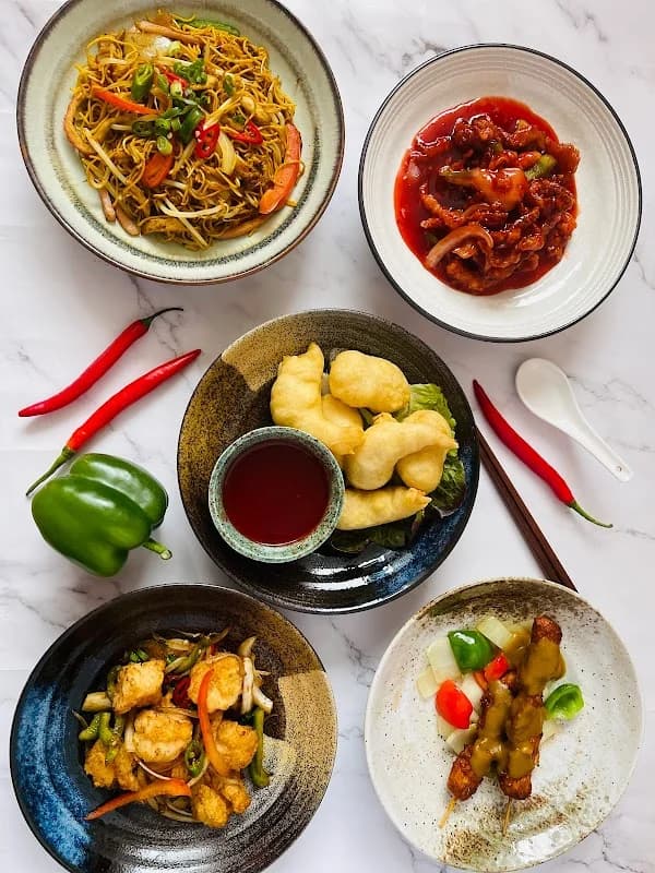Far East Takeaway Giffnock - Thumbnail 2
