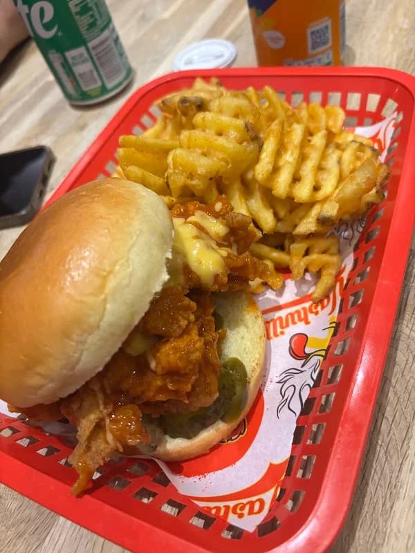 Lucky B's Hot Chicken - Thumbnail 2