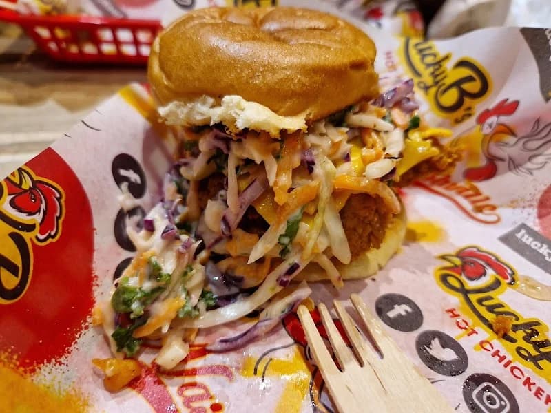 Lucky B's Hot Chicken - Thumbnail 9
