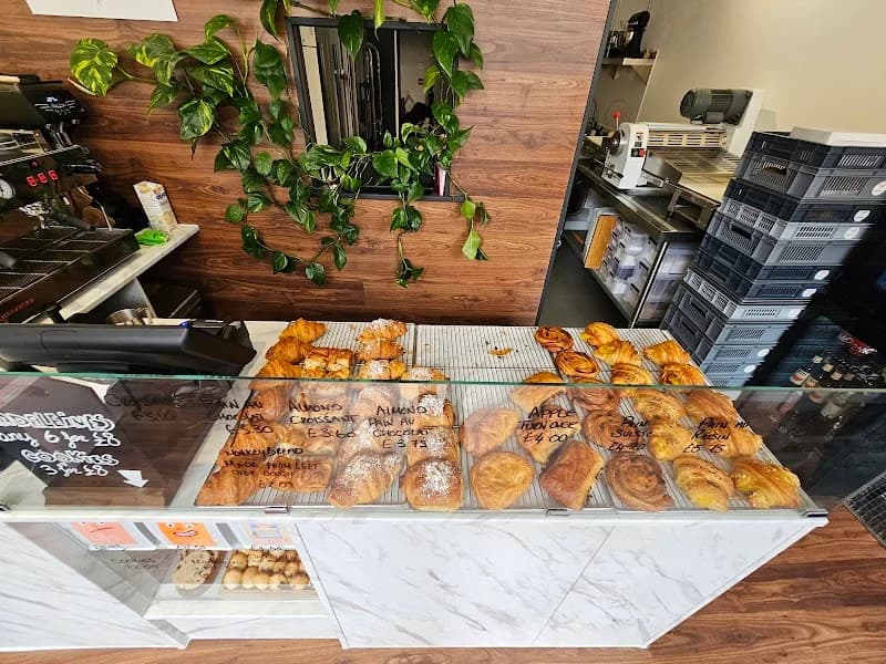 TheDorkyFrench vegan bakery - Thumbnail 10