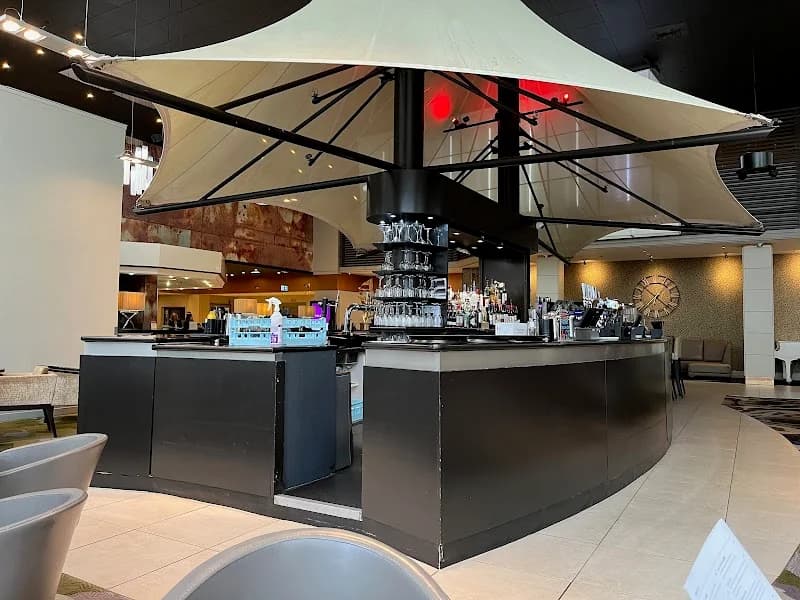 Mariner Restaurant - Photo 1